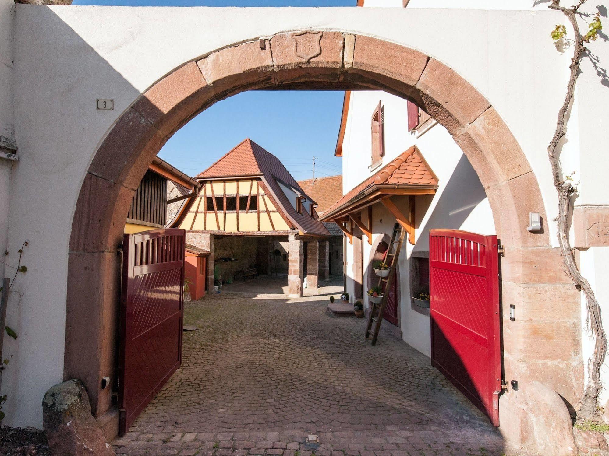 La Maison D'Emilie Pfaffenheim Экстерьер фото